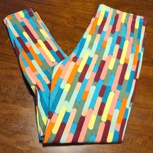 NWT Agnes & Dora Leggings - Geo Multi Print